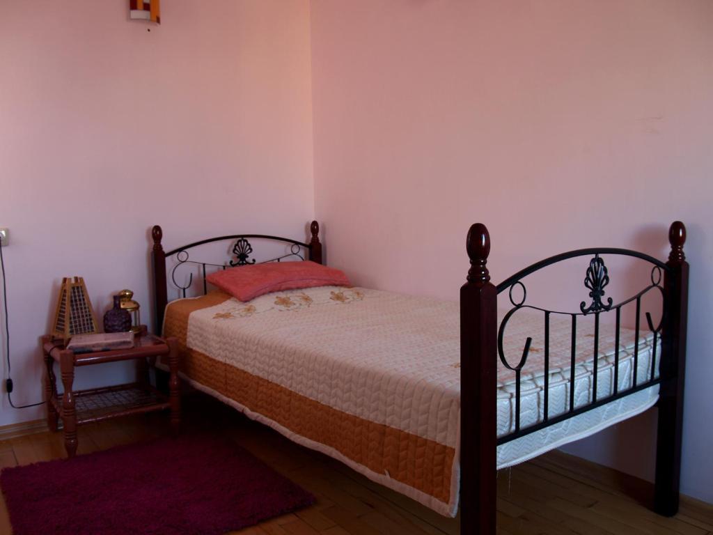 Three Jugs B&B Jrvezh Oda fotoğraf